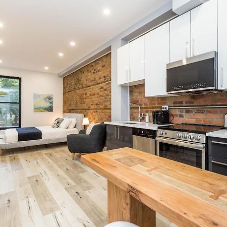 Lofts Du Parc Lahaie Монреаль Экстерьер фото