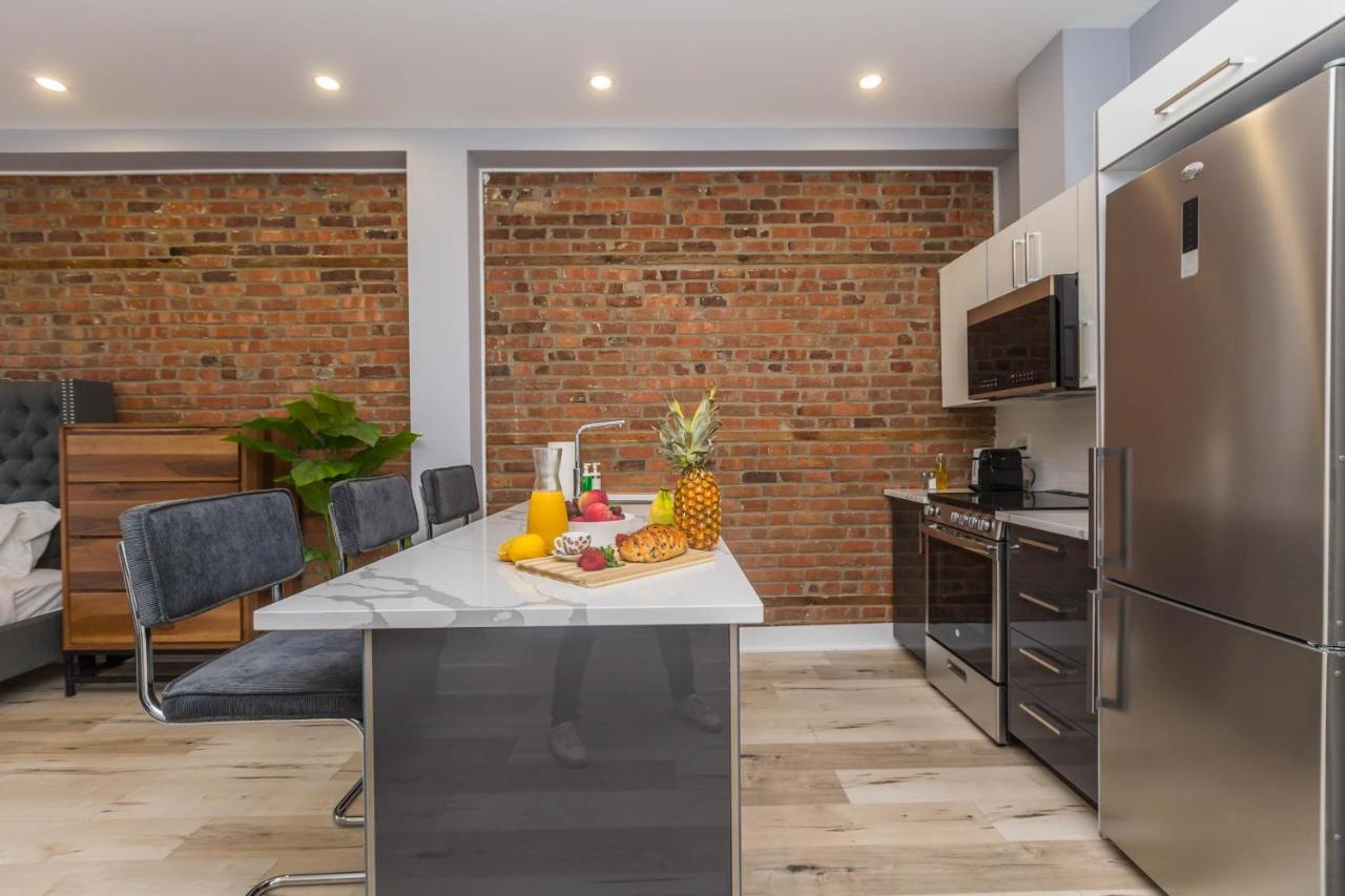 Lofts Du Parc Lahaie Монреаль Экстерьер фото